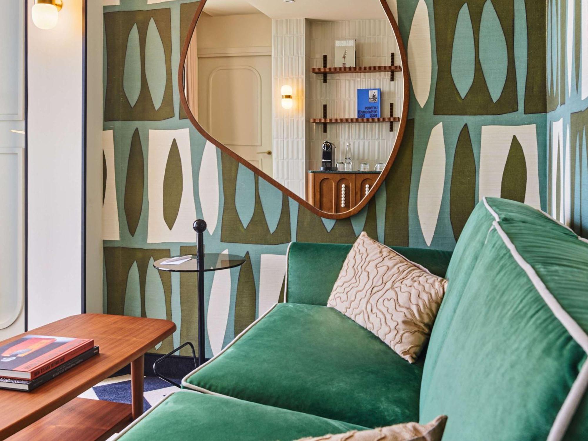 Hotel Mercure Butte Montmartre Basilique Parijs